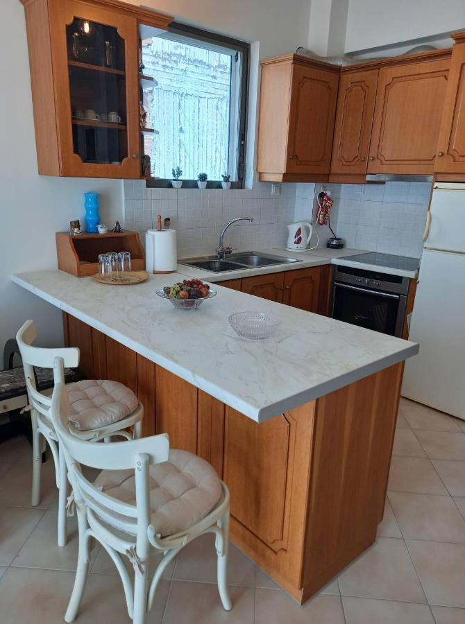 Jenny'S Luxury Flat Near The Center & Beach 칼라마타 외부 사진