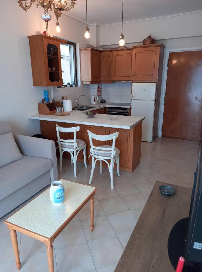 Jenny'S Luxury Flat Near The Center & Beach 칼라마타 외부 사진
